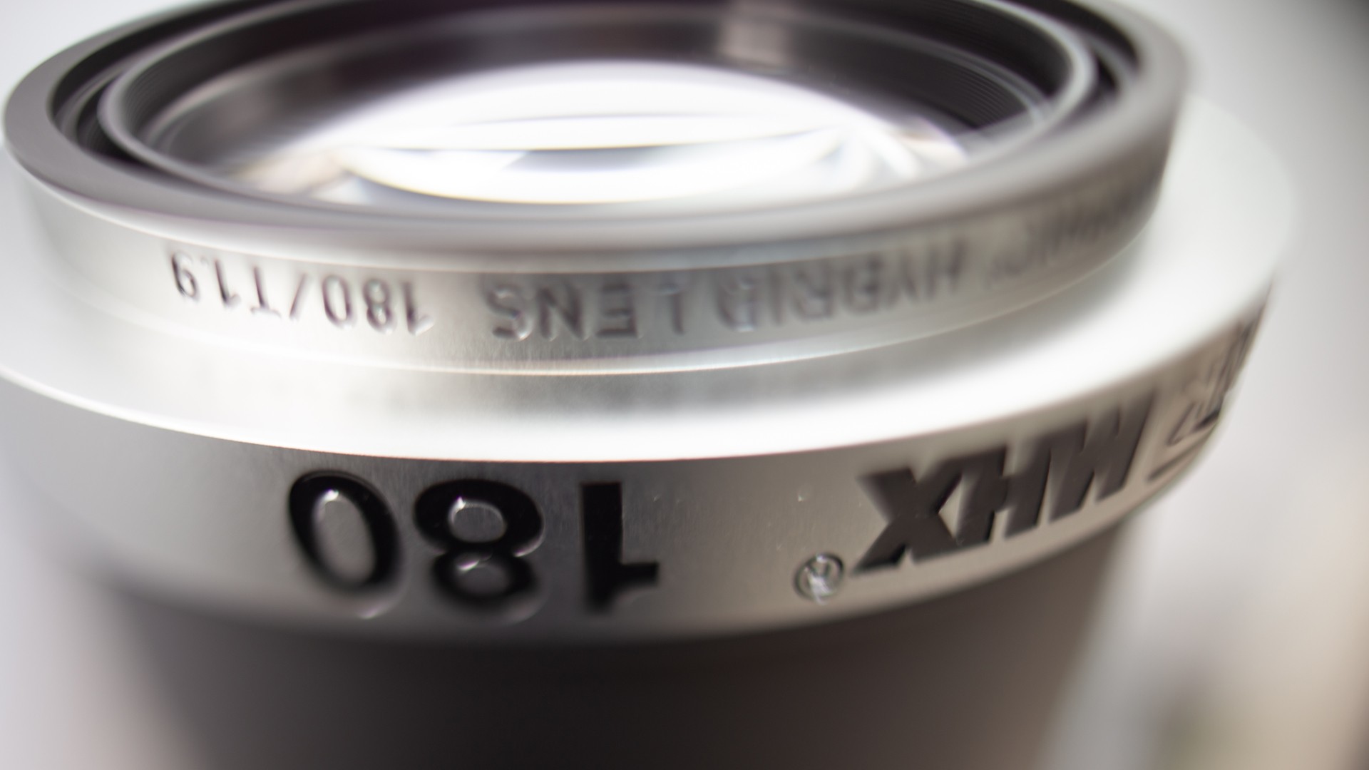 The 180 mm/T1.9 Hawk MHX Lens